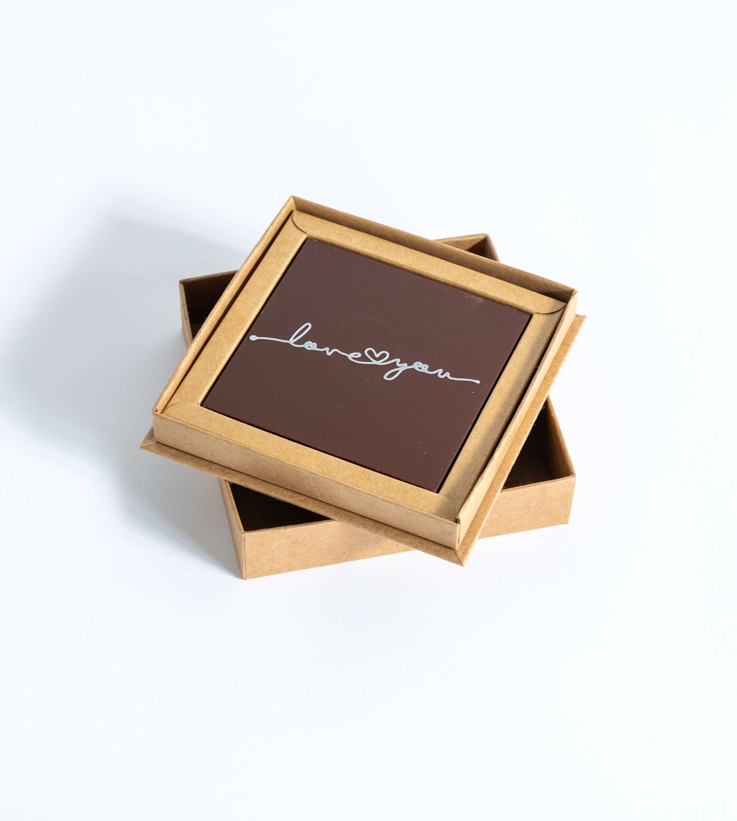 Lait De Noir blends rich cacao with creamy milk, creating a velvety softness that lingers on the palate.