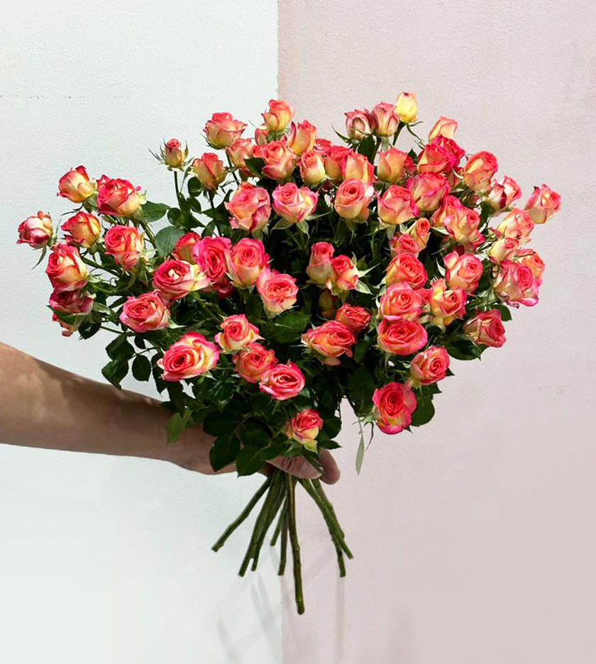 Summer Dance Spray Roses