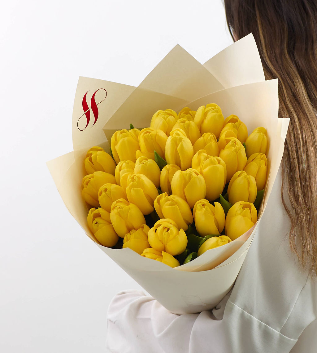 50 Yellow Tulips