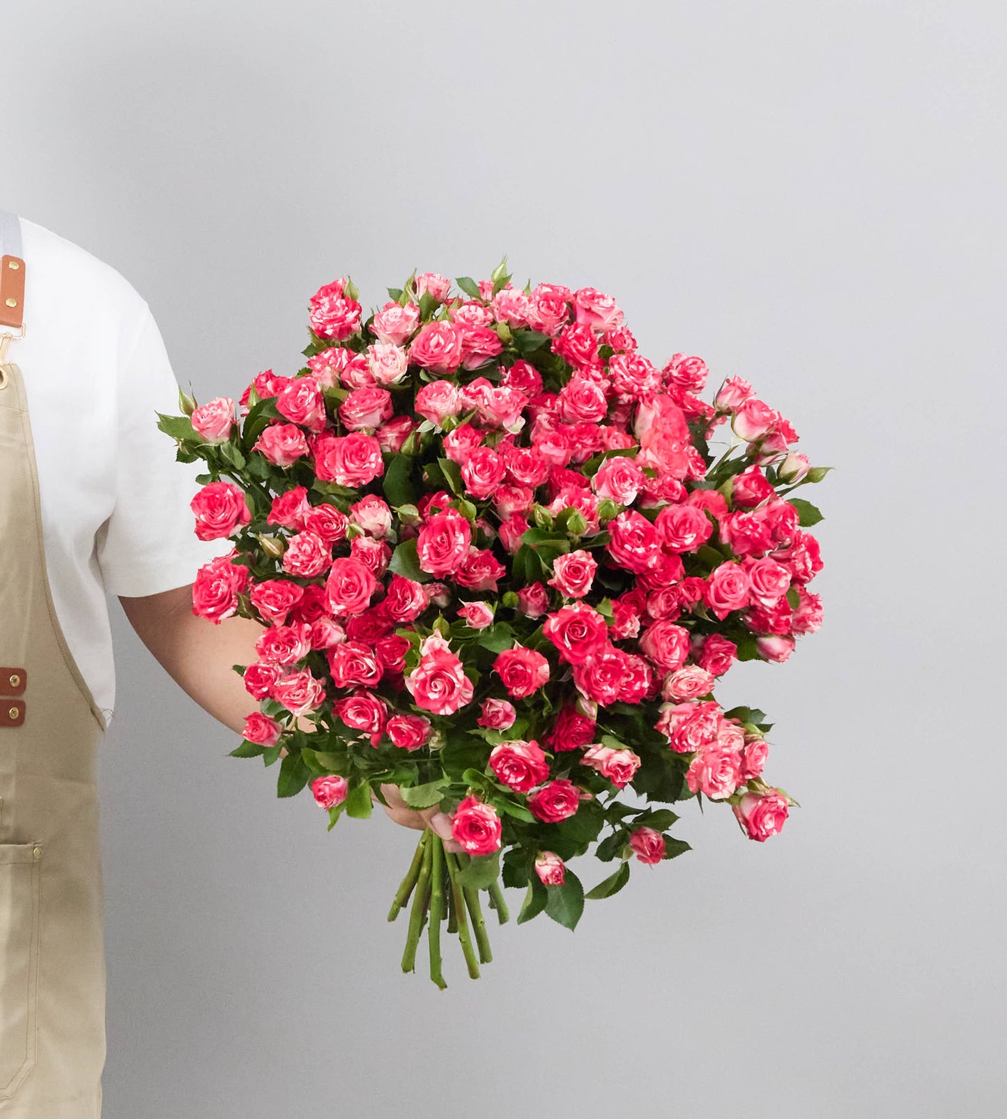 20 Stem Spray Rose Fireworks