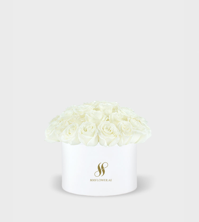 White Rose Medium Round Box