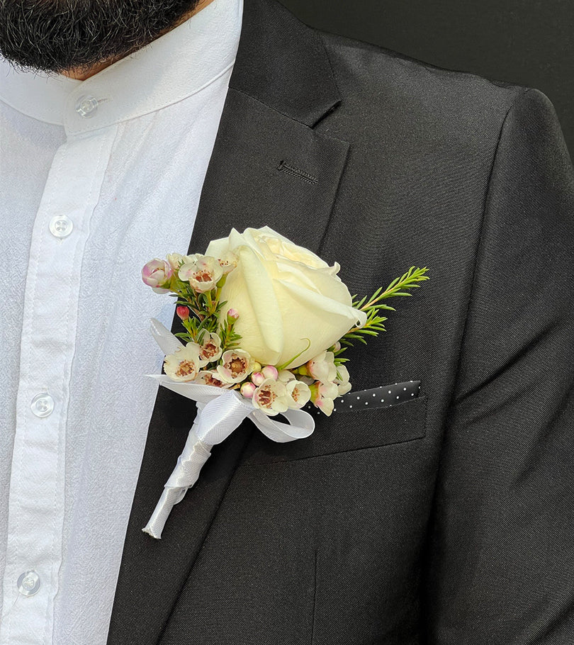 Classic White Boutonnière