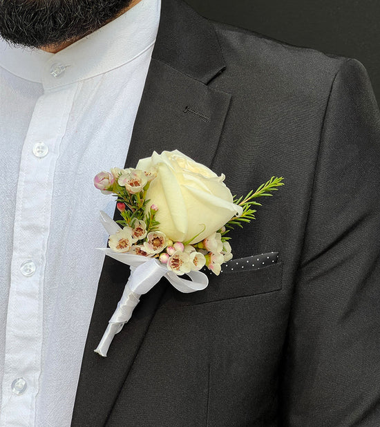 Classic White Boutonnière