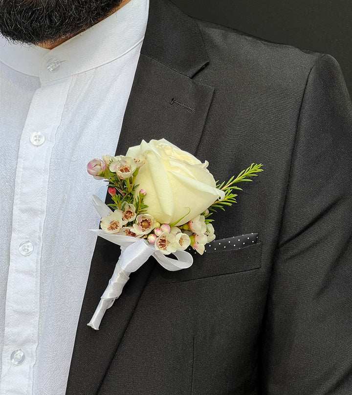 Classic White Boutonnière