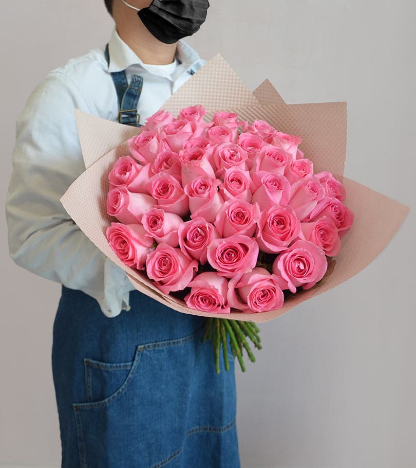36 Pink Roses