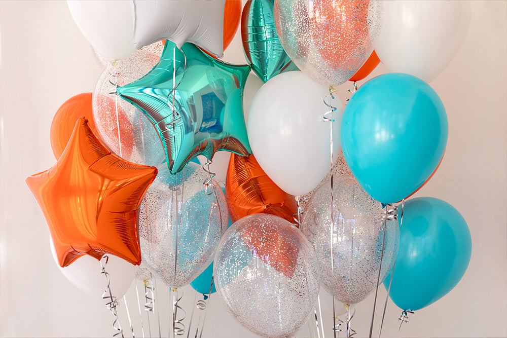 Floating Delights: Exploring Vibrant Dubai's Helium Balloon Offerings