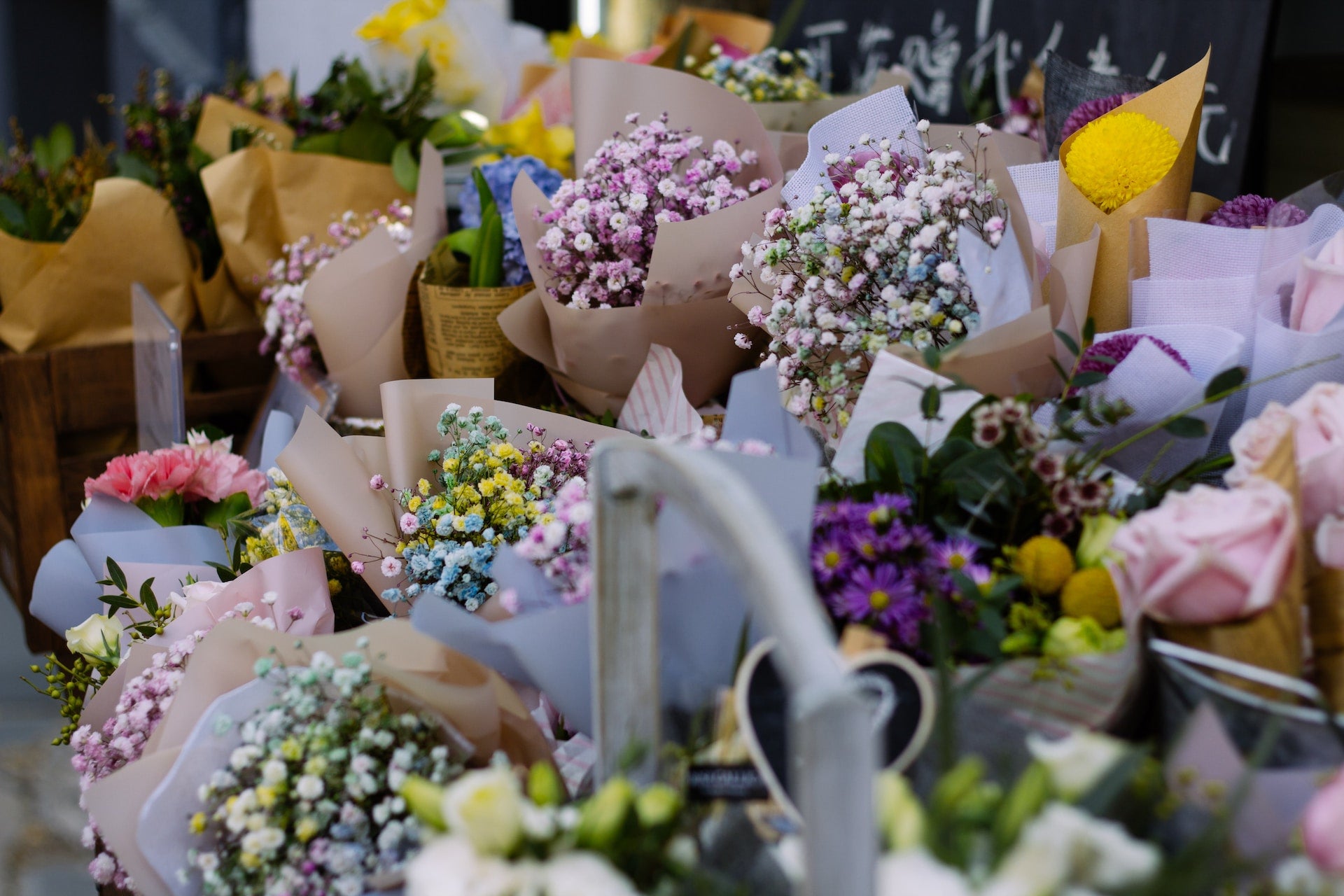 Last Minute Gifts Made Easy Same Day Flower Delivery in Dubai