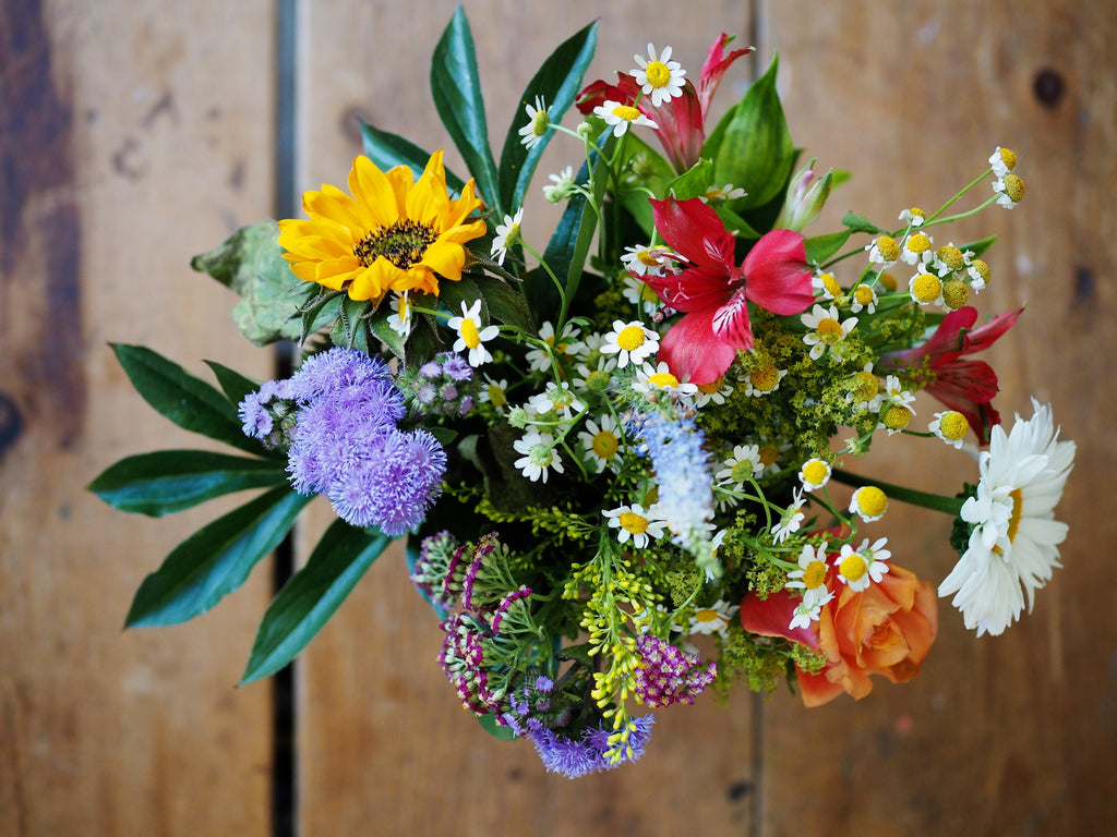 Floral Wonders: Birthday Flowers to Extend Your Warmest Wishes from Nature