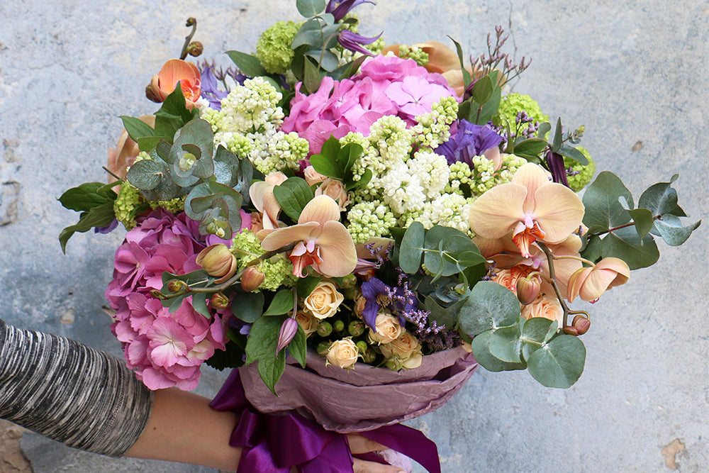Where can I find stunning and exotic flowers in Dubai for different occasions?