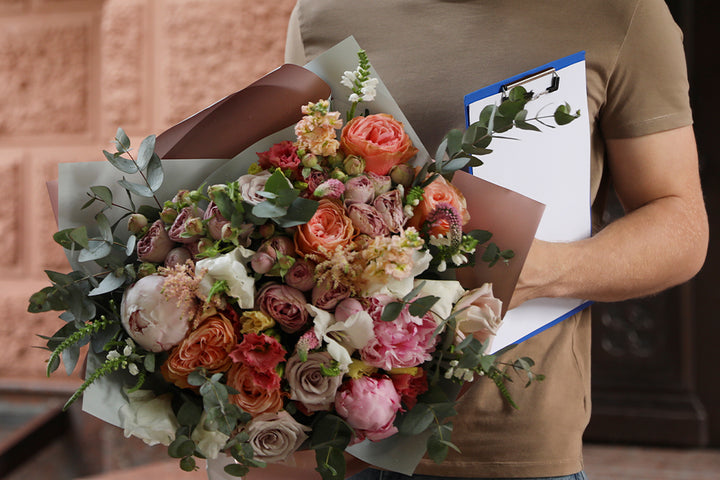 Flower and plant apps recommended by flower shops Dubai | 800 Flower Dubai