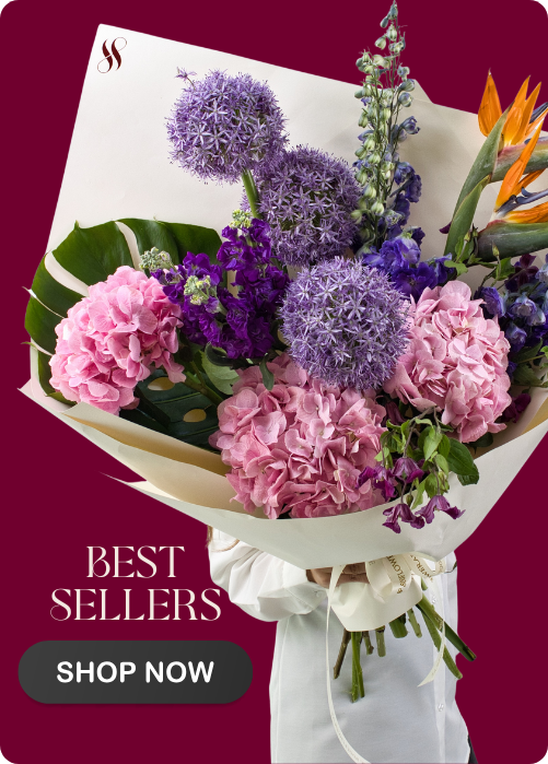 Red Rose Medium Box - Romance Bundle