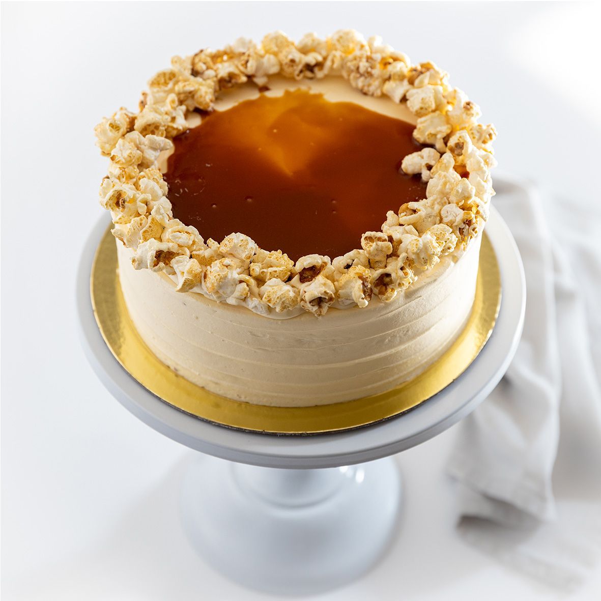 Salted caramel cake by pastel cakes