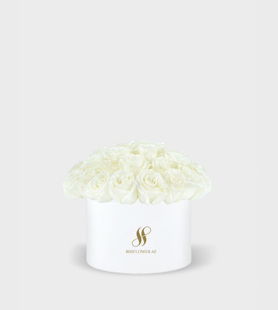 White Rose Medium Round Box