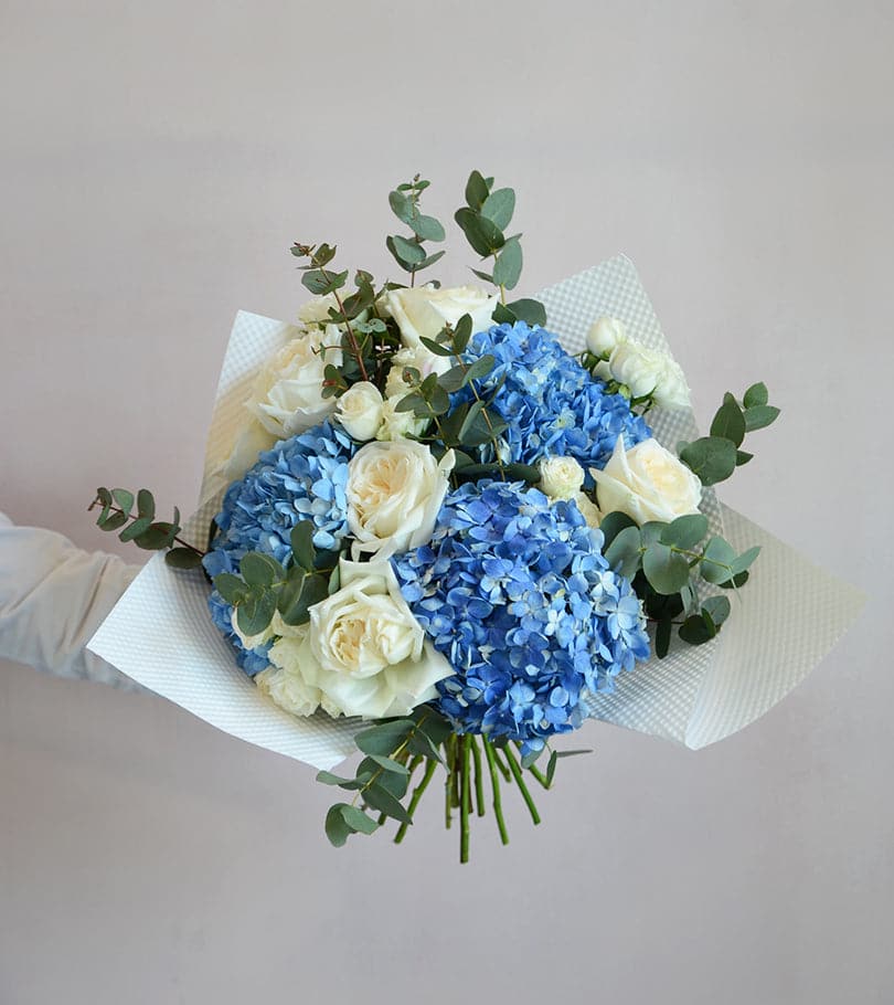 Triton Bouquet