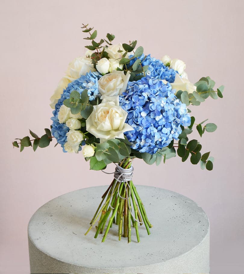 Triton Bouquet